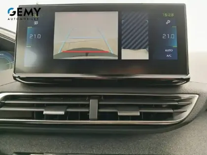 Photo 31 Peugeot 3008  Hybrid 225 e-EAT8