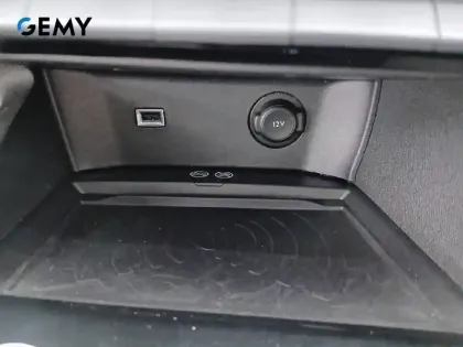 Photo 37 Peugeot 3008  Hybrid 225 e-EAT8