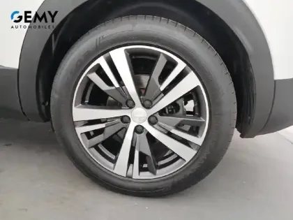 Photo 27 Peugeot 3008  Hybrid 225 e-EAT8