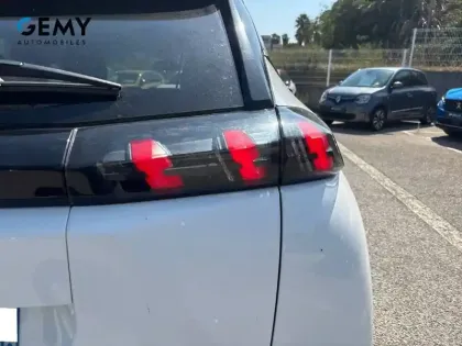 Photo 18 Peugeot 2008  PureTech 100 S&S BVM6