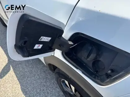 Photo 22 Peugeot 2008  PureTech 100 S&S BVM6