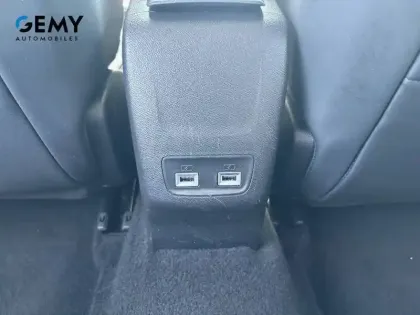 Photo 36 Peugeot 2008  PureTech 100 S&S BVM6