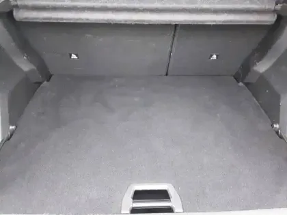 Photo 5 Peugeot 2008  PureTech 130 S&S EAT8