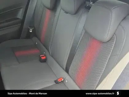 Photo 9 Alfa Romeo Junior  1.2 Ibrida 145 ch eDCT6