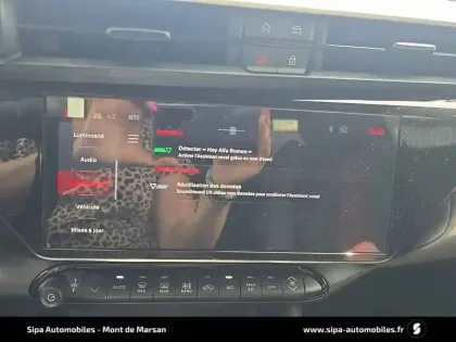 Photo 97 Alfa Romeo Junior  1.2 Ibrida 145 ch eDCT6