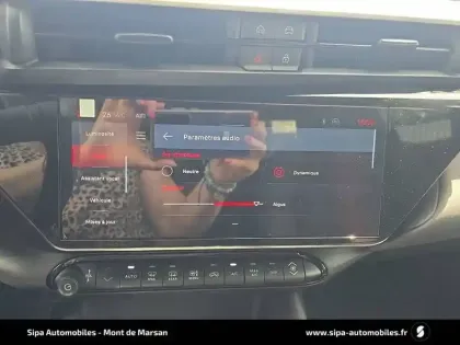 Photo 145 Alfa Romeo Junior  1.2 Ibrida 145 ch eDCT6