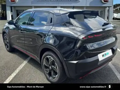 Photo 6 Alfa Romeo Junior  1.2 Ibrida 145 ch eDCT6