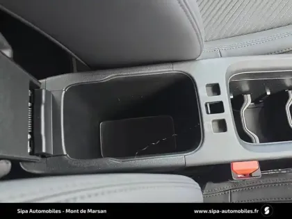 Photo 23 Alfa Romeo Junior  1.2 Ibrida 145 ch eDCT6