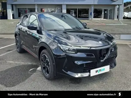 Photo 100 Alfa Romeo Junior  1.2 Ibrida 145 ch eDCT6