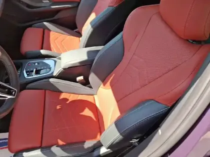 Photo 18 BMW Serie 1 M135 xDrive 300 ch DKG7