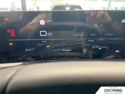 Photo 20 Peugeot 5008  Hybrid 145 e-DCS6