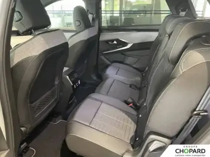 Photo 10 Peugeot 5008  Hybrid 145 e-DCS6