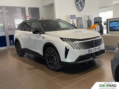 Photo 24 Peugeot 5008  Hybrid 145 e-DCS6