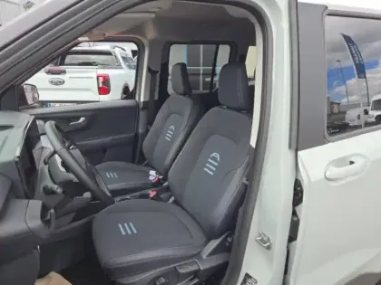 Photo 8 Ford Tourneo Courier  136ch 54kWh Active