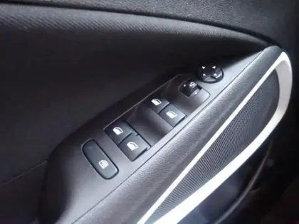 Photo 12 Opel Crossland X  1.2 Turbo 110ch Opel 2020 Euro 6d-T