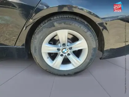 Photo 9 BMW Serie 3 Série 3 330eA 252ch Lounge Sieges chauf GPS Radar AV/AR