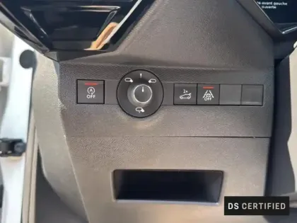 Photo 12 DS DS 7  Crossback PureTech 225ch Grand Chic Automatique 12cv 125g