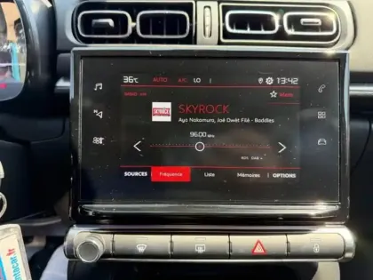 Photo 8 Citroën C3  1.2 PureTech 83ch S&S C-Series 123g