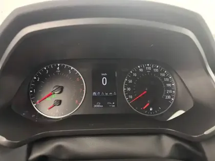 Photo 16 Renault Captur  TCe 90