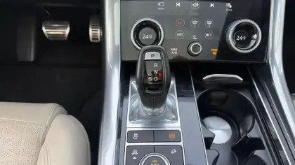 Photo 49 Land rover Range Rover Sport  Mark IX P400e PHEV 2.0L 404ch