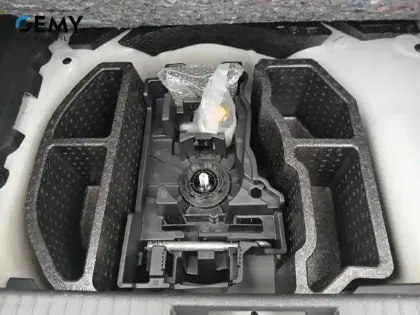 Photo 20 Peugeot 208  PureTech 75 S&S BVM5