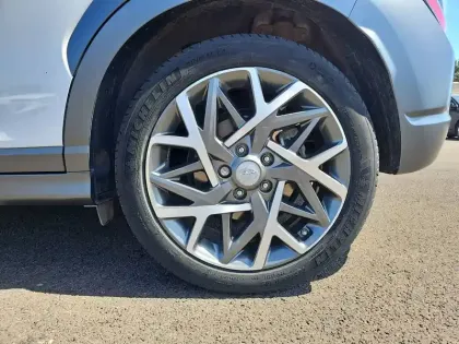 Photo 50 Hyundai Kona  Hybrid 141