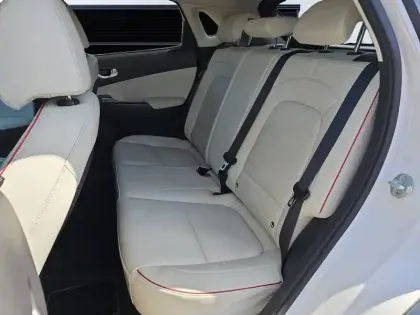 Photo 45 Hyundai Kona  Hybrid 141