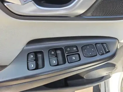 Photo 53 Hyundai Kona  Hybrid 141