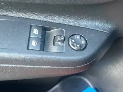 Photo 22 Opel Corsa  Electrique 136 ch & Batterie 50 kWh