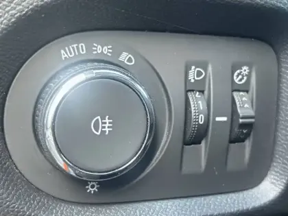 Photo 21 Opel Corsa  Electrique 136 ch & Batterie 50 kWh