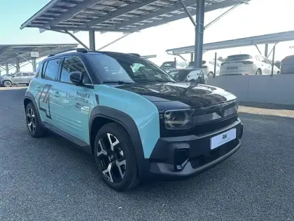 Photo 6 Renault 4 Renault  E-Tech Electrique 150 ch autonomie confort