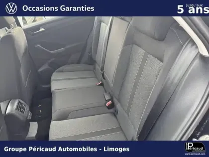 Photo 7 Volkswagen T-roc  1.0 TSI 116 Start/Stop BVM6