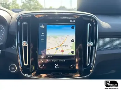 Photo 26 Volvo Xc40  T2 129 ch