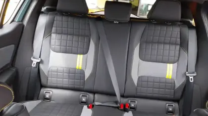 Photo 26 Renault 4 Renault  E-Tech Electrique 150 ch autonomie confort