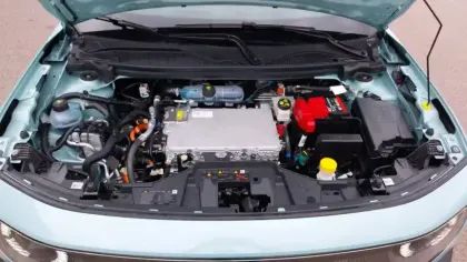 Photo 21 Renault 4 Renault  E-Tech Electrique 150 ch autonomie confort