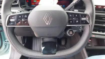 Photo 14 Renault 4 Renault  E-Tech Electrique 150 ch autonomie confort