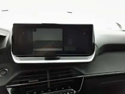 Photo 21 Peugeot 2008  Moteur électrique 136 ch