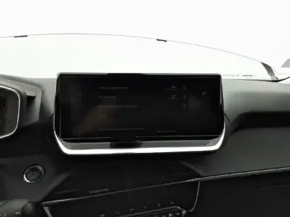 Photo 20 Peugeot 2008  Moteur électrique 136 ch