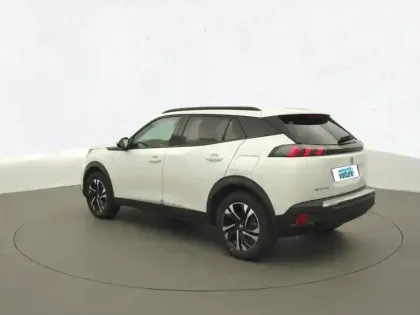 Photo 6 Peugeot 2008  Moteur électrique 136 ch