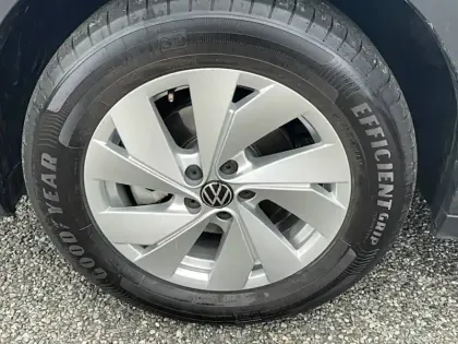 Photo 43 Volkswagen T-cross  1.0 TSI 95 Start/Stop BVM5