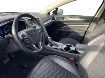 Photo 6 Ford Mondeo  HYBRID 187ch Vignale BVA 4p