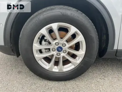 Photo 12 Ford Kuga  2.5 Duratec 190ch FHEV E85 Titanium BVA