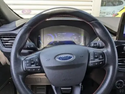 Photo 7 Ford Kuga  2.5 Duratec 190ch FHEV ST-Line Business BVA