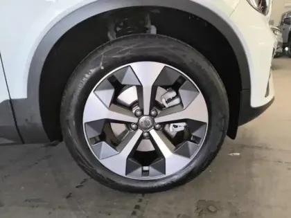 Photo 7 Volvo Xc40  B3 163ch Plus DCT 7