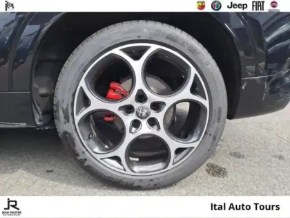 Photo 10 Alfa Romeo Tonale Gén. I Ph1 Veloce 5