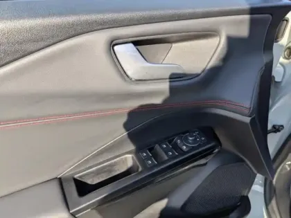 Photo 14 Ford Puma  1.0 EcoBoost Hybrid 125ch ST-Line X S&S Powershift