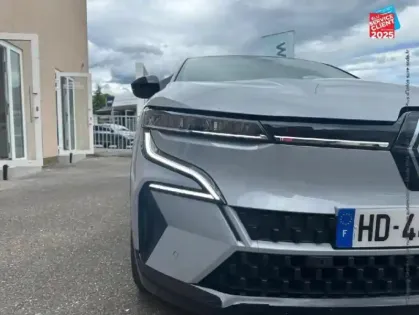 Photo 12 Renault Megane  E-Tech Electric 220ch Techno autonomie confort AC22