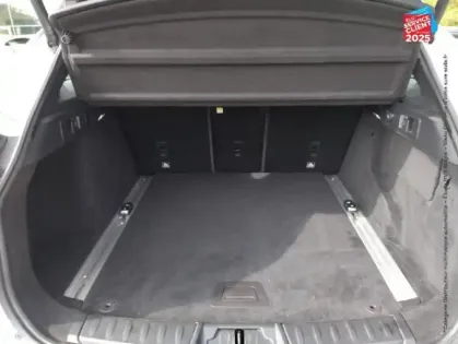 Photo 13 Jaguar F-Pace  2.0D 180ch R-Sport 4x4 BVA8