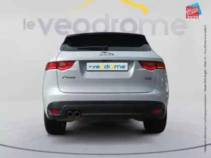 Photo 6 Jaguar F-Pace  2.0D 180ch R-Sport 4x4 BVA8