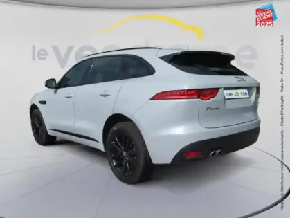 Photo 7 Jaguar F-Pace  2.0D 180ch R-Sport 4x4 BVA8